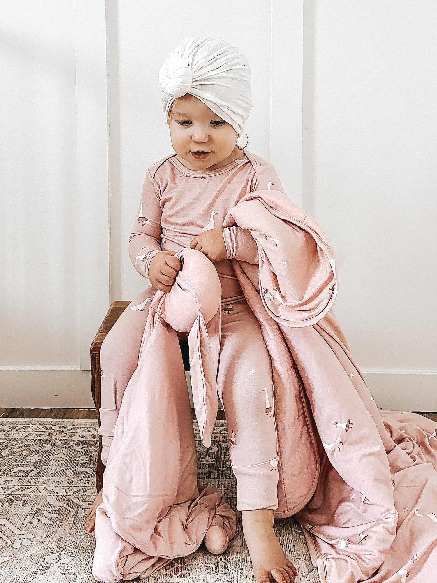 günamüna Toddler Cozy Cloud Comforter Baby Blanket - Tutu Goose 2.5 TOG (Min. of 2, multiples of 2) - MAIGHAN DISTRIBUTION CANADA
