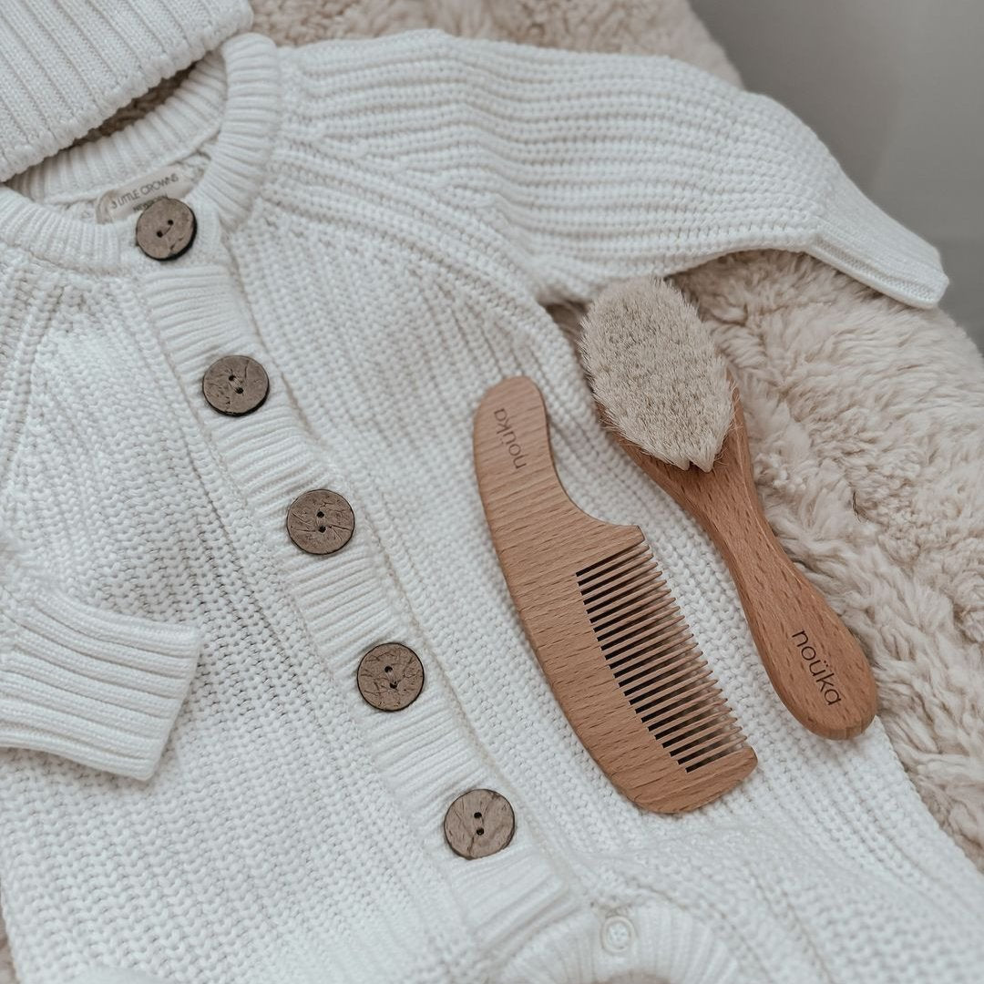 noüka Brush &amp; Comb Set (Min. of 2 PK, Multiples of 2 PK) - MAIGHAN DISTRIBUTION CANADA