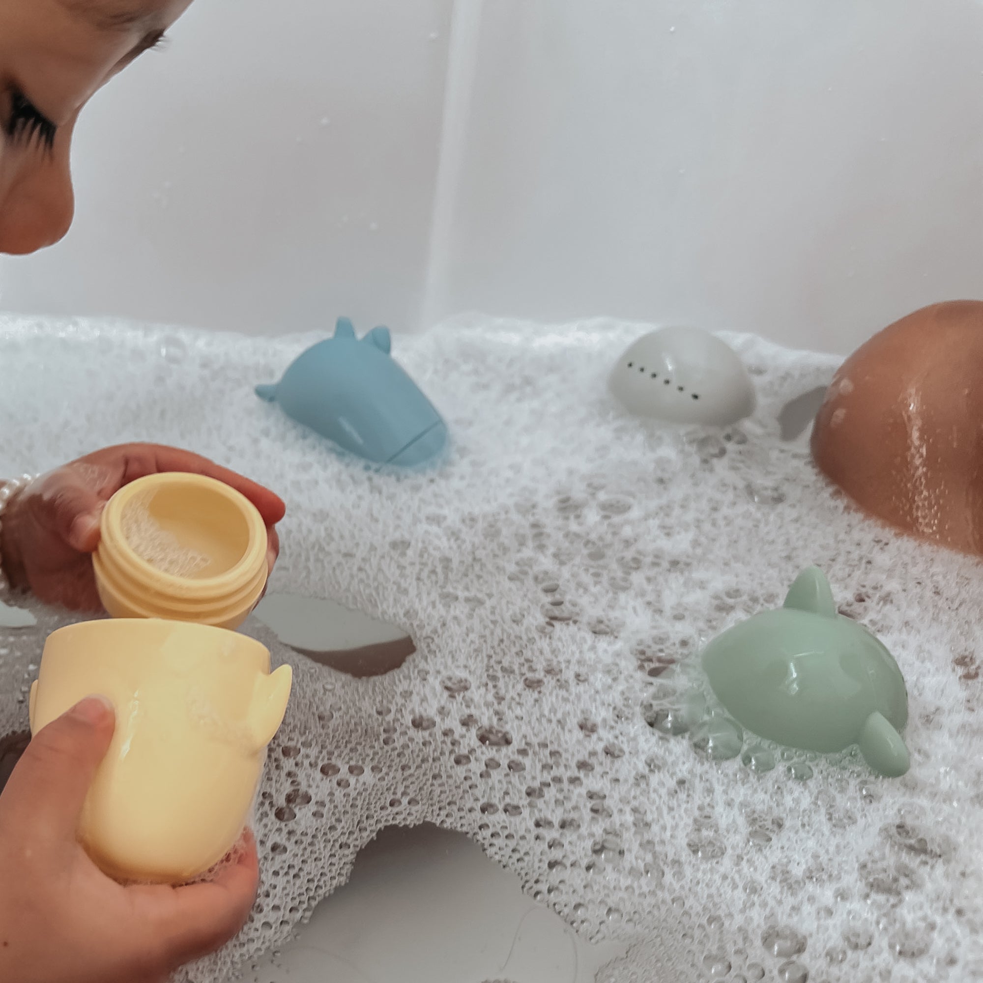noüka Farm Bath Toys - Sky (Min. of 2 PK, Multiples of 2 PK) - MAIGHAN DISTRIBUTION CANADA