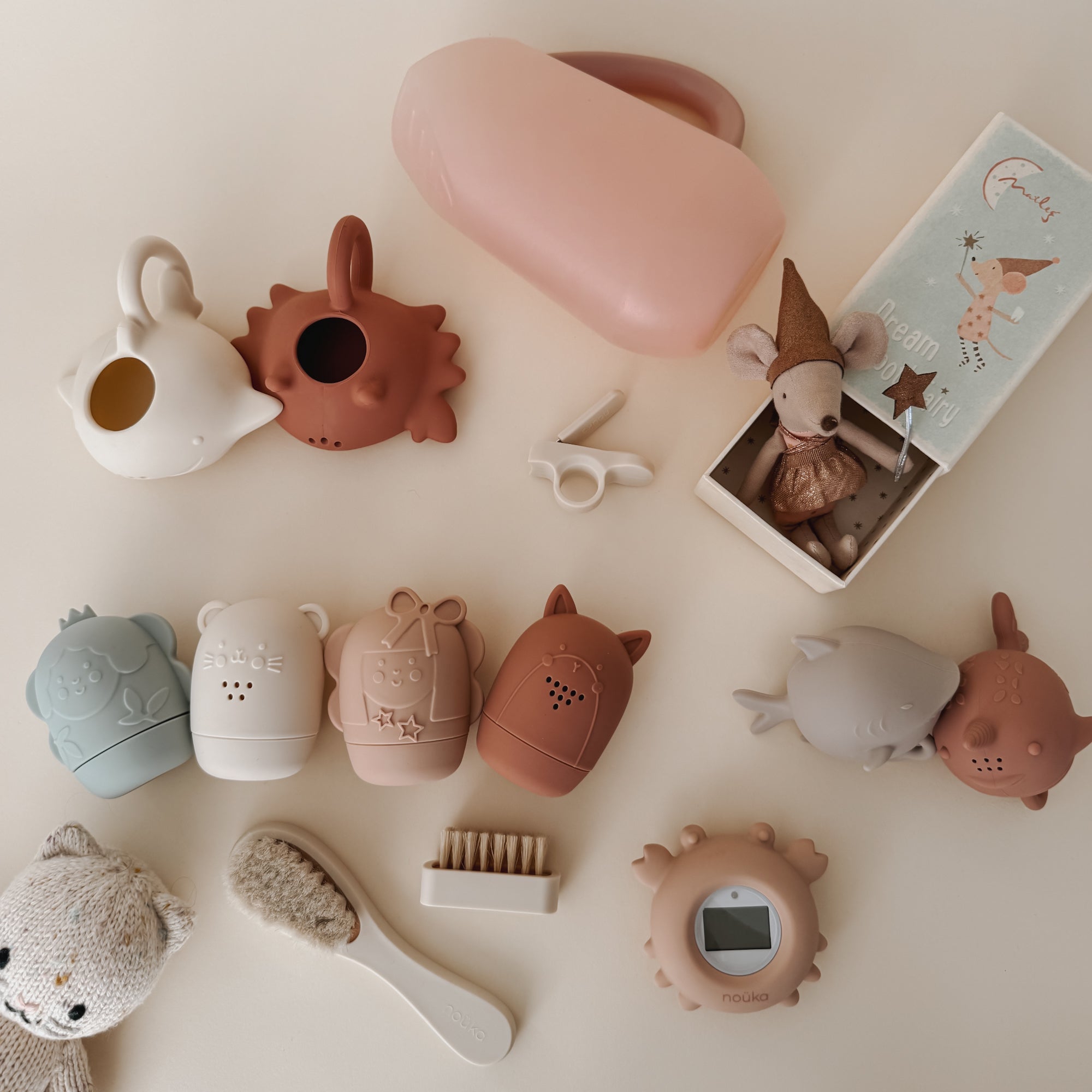 noüka Scoop &amp; Sprinkle Water Animals - By the Sea (Sold in Case of 2, Qty of 1=2 products) - MAIGHAN DISTRIBUTION CANADA