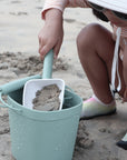 noüka Silicone Bucket & Shovel - Lily Blue (Sold in Case of 2, Qty of 1=2 products) - MAIGHAN DISTRIBUTION CANADA