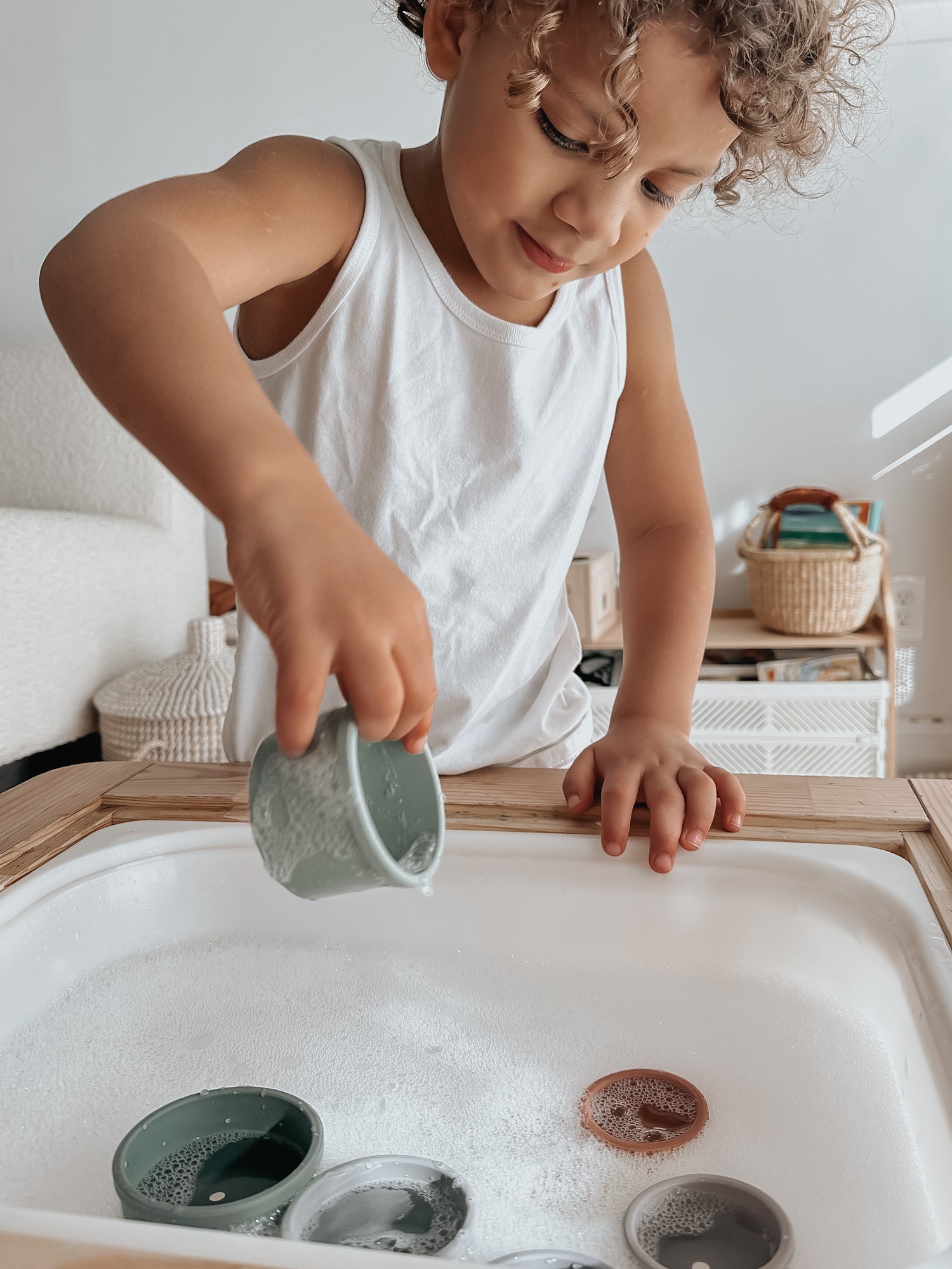 noüka Stacking Cups - Bloom Set (Sold in Case of 2, Qty of 1=2 products) - MAIGHAN DISTRIBUTION CANADA