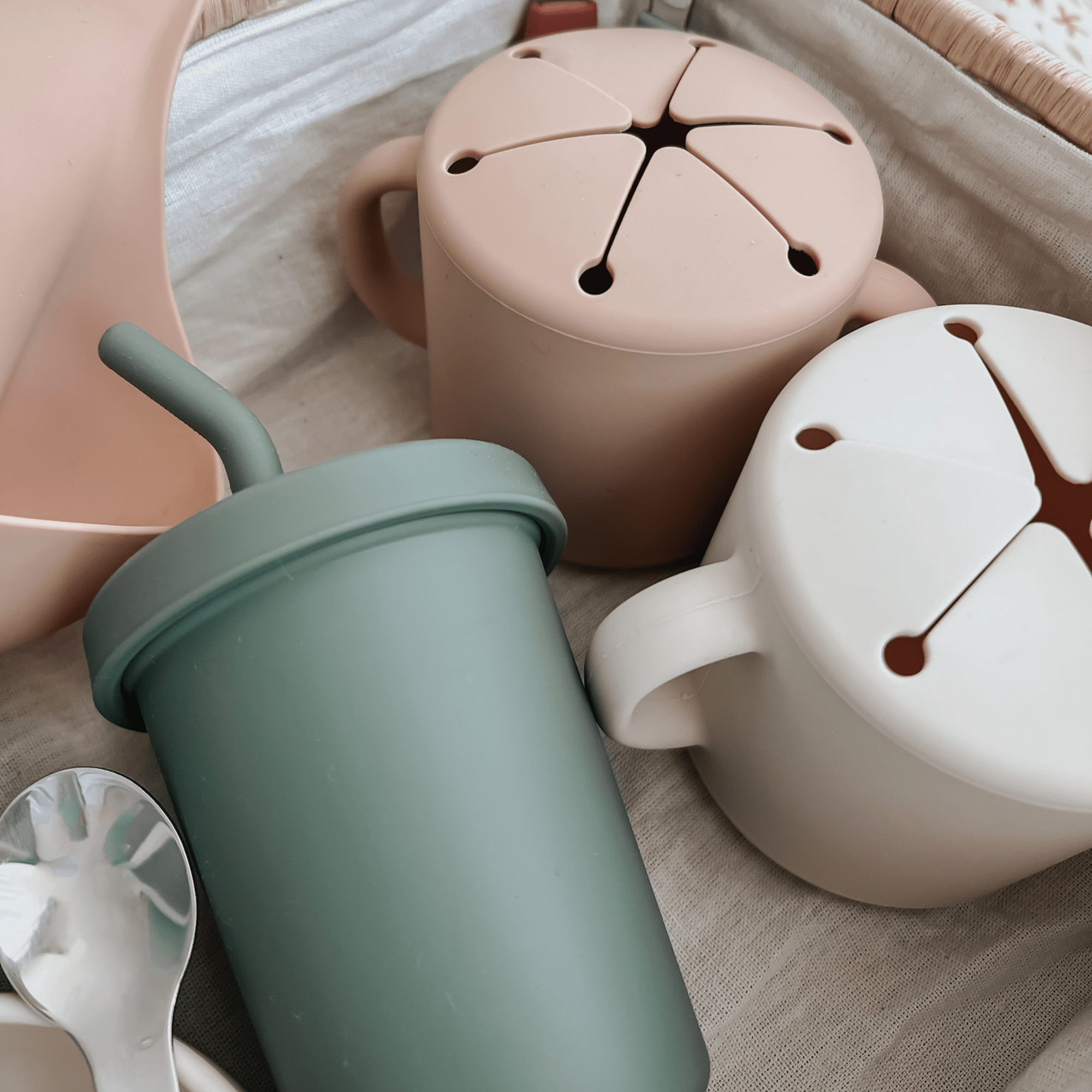 noüka Straw Cup 8 OZ - Light Storm (Min. of 2 PK, Multiples of 2 PK) - MAIGHAN DISTRIBUTION CANADA