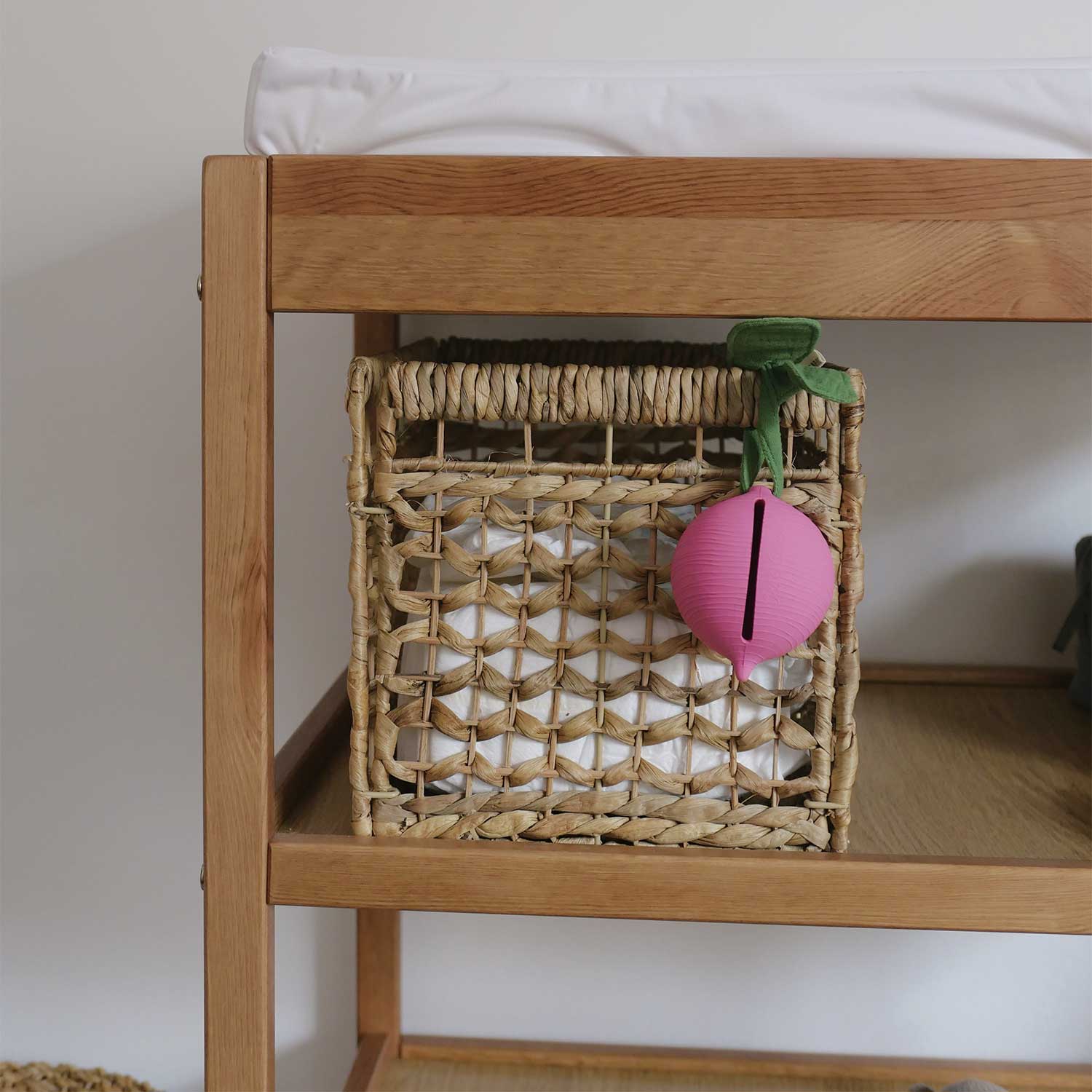 Oli & Carol Ramona the Radish Pacifier Case (Min. of 2 PK, multiples of 2 PK) - MAIGHAN DISTRIBUTION CANADA