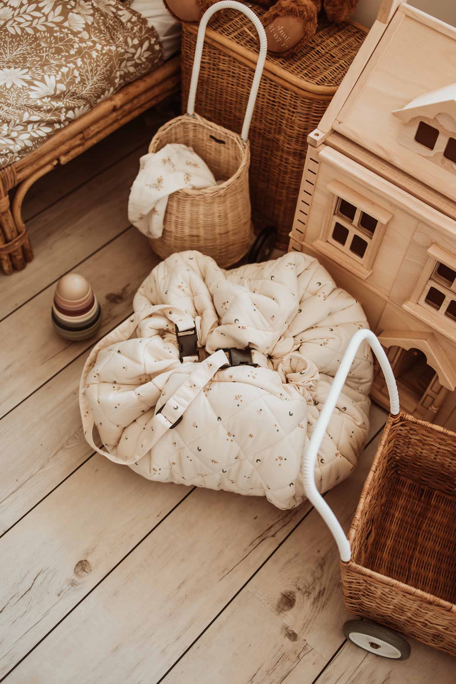 Play&amp;Go Moon organic babymat (Min of 1, multiples of 1)