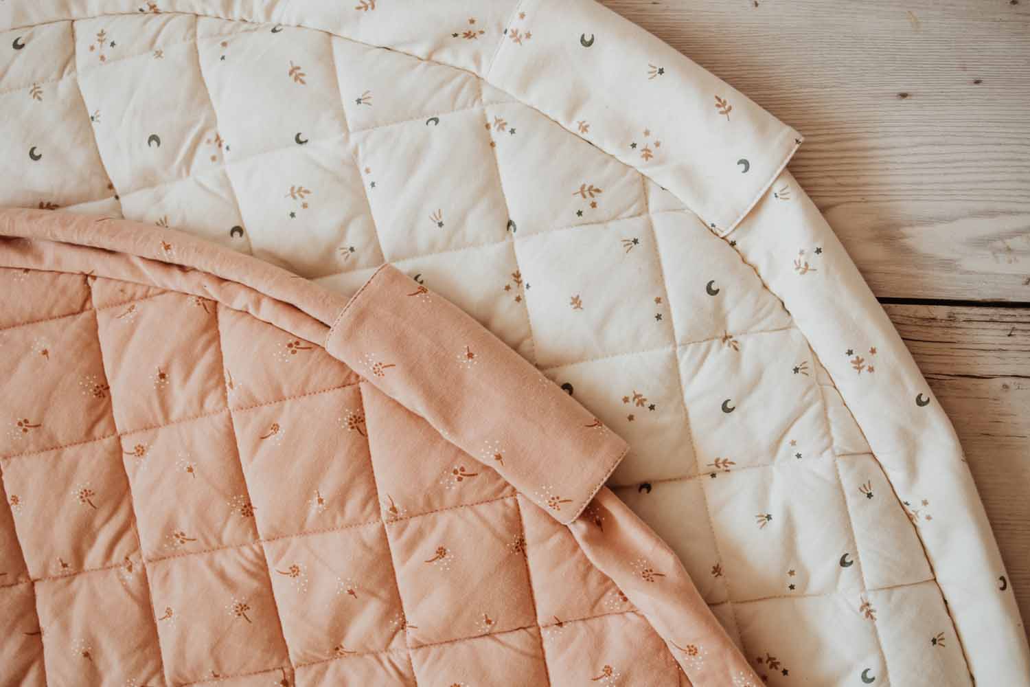 Play&amp;Go Moon noomad Organic Babymat (Min of 1, multiples of 1) - MAIGHAN DISTRIBUTION CANADA