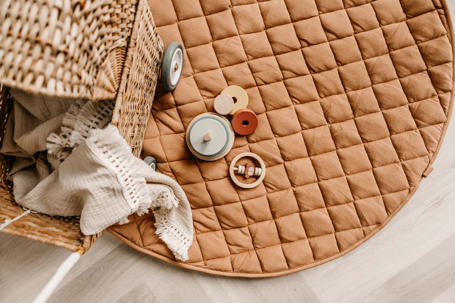 Play&amp;Go Tawny Brown organic babymat (Min of 1, multiples of 1) - MAIGHAN DISTRIBUTION CANADA