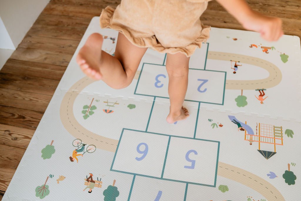 Play&amp;Go Tiloo EEVAA Puzzlemat, Storage box &amp; Mini house - Hopscotch (Min of 1, multiples of 1) - MAIGHAN DISTRIBUTION CANADA