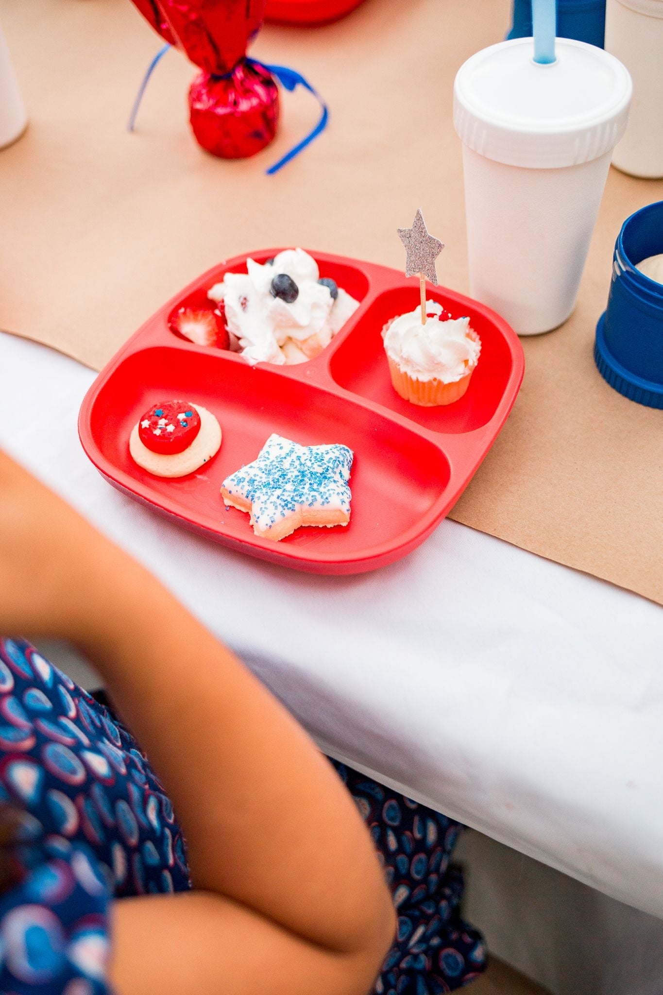 Re - Play Divided Plate - Yellow (Min. of 2 PK, Multiples of 2 PK) - MAIGHAN DISTRIBUTION CANADA