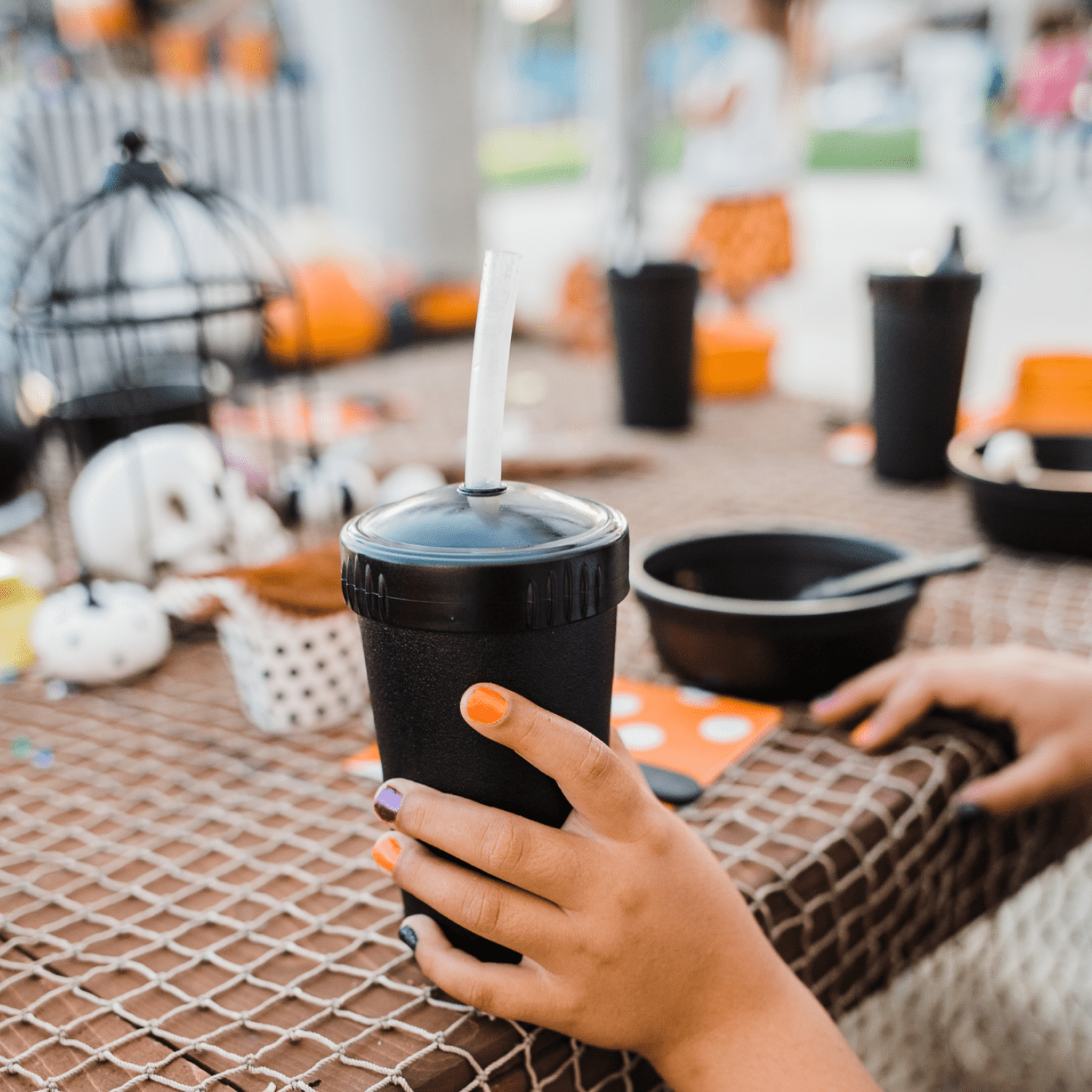 Re - Play Straw Cup with Lid & Straw Assembled - Blaxk (Min. of 2 PK, Multiples of 2 PK) - MAIGHAN DISTRIBUTION CANADA