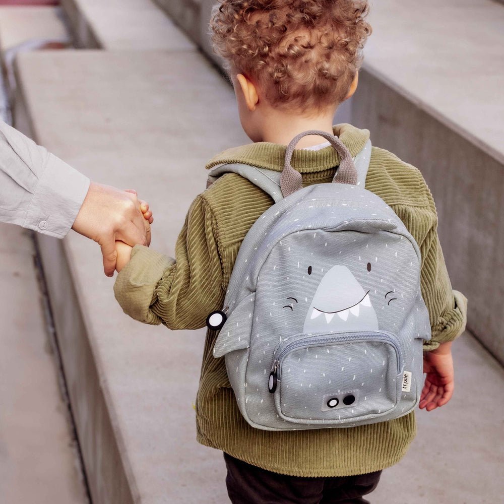 Trixie Backpack small - Mr. Shark (Min. of 2 PK, multiples of 2 PK) - MAIGHAN DISTRIBUTION CANADA