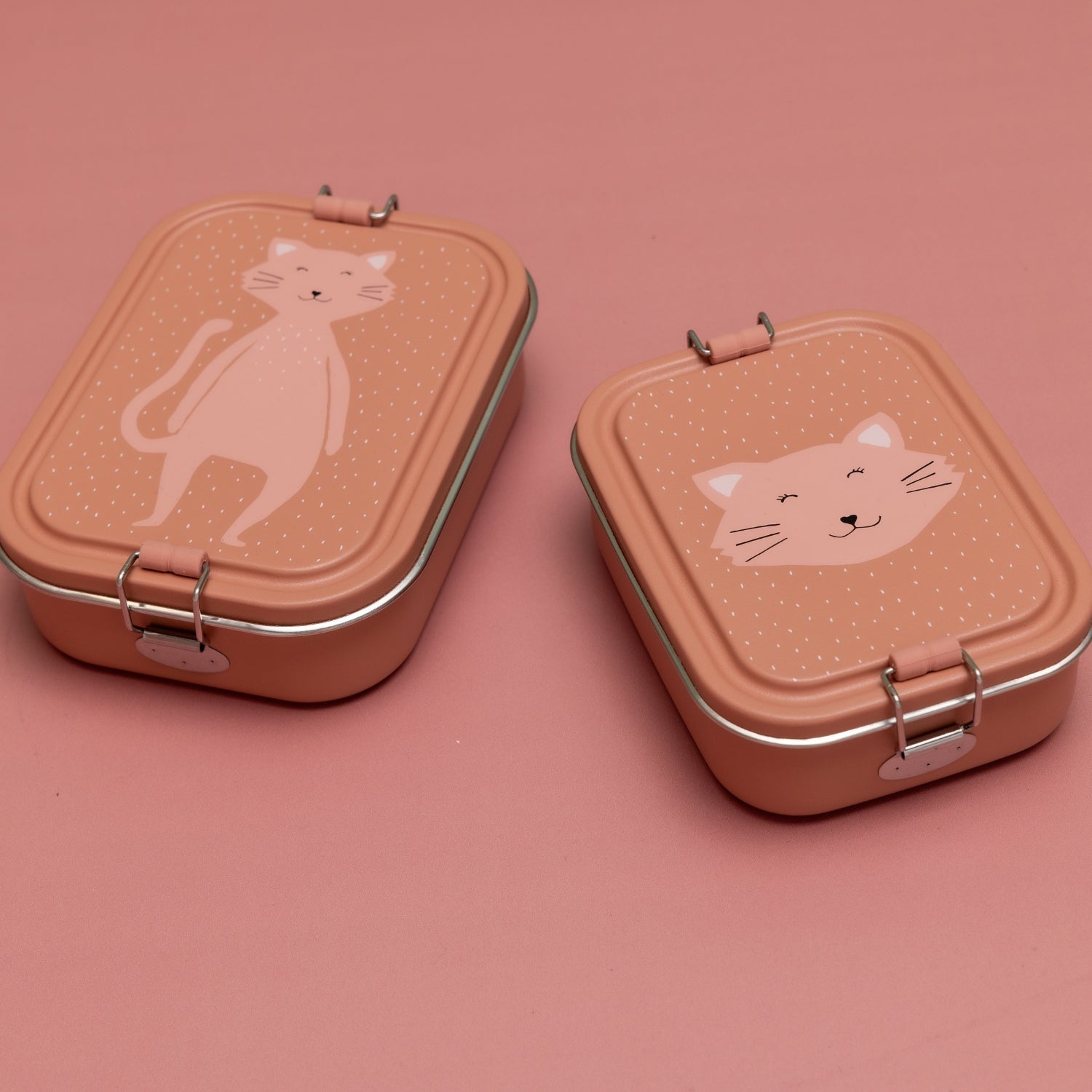 Trixie Lunch box small - Mrs. Cat (Min. of 2 PK, multiples of 2 PK) - MAIGHAN DISTRIBUTION CANADA