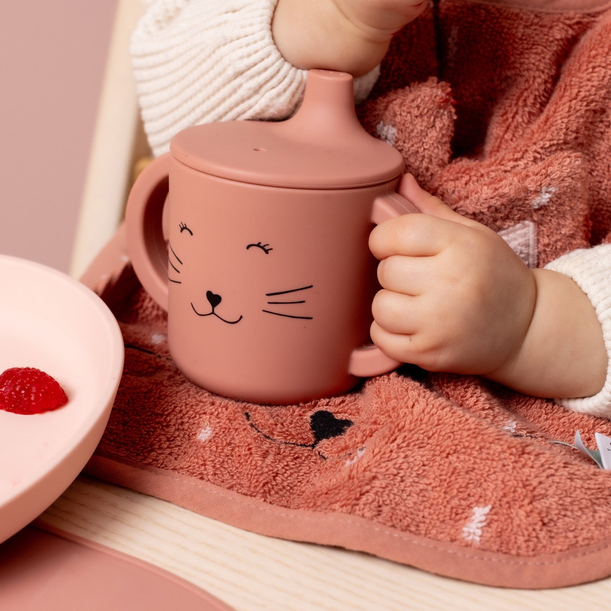 Trixie Silicone sippy cup - Mrs. Cat (Min. of 2 PK, multiples of 2 PK) - MAIGHAN DISTRIBUTION CANADA