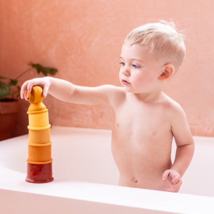 Trixie Stacking cups - 5pcs - Mr. Lion (Min. of 2 PK, multiples of 2 PK) - MAIGHAN DISTRIBUTION CANADA