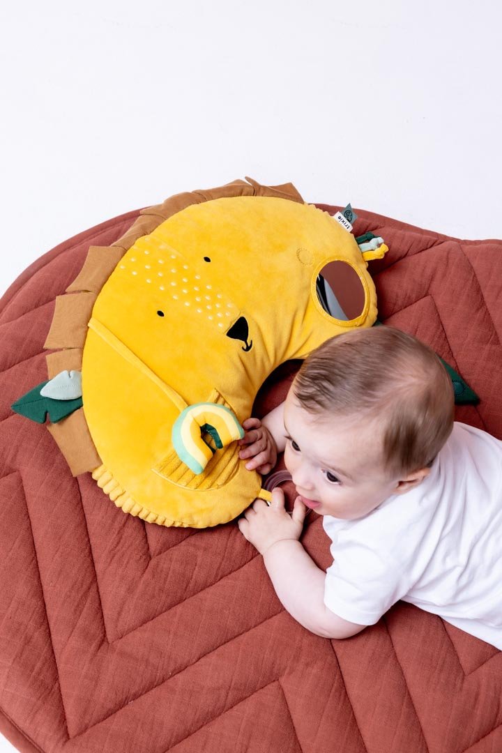 Trixie Tummy time pillow - Mr. Lion (Min. of 2 PK, multiples of 2 PK) - MAIGHAN DISTRIBUTION CANADA