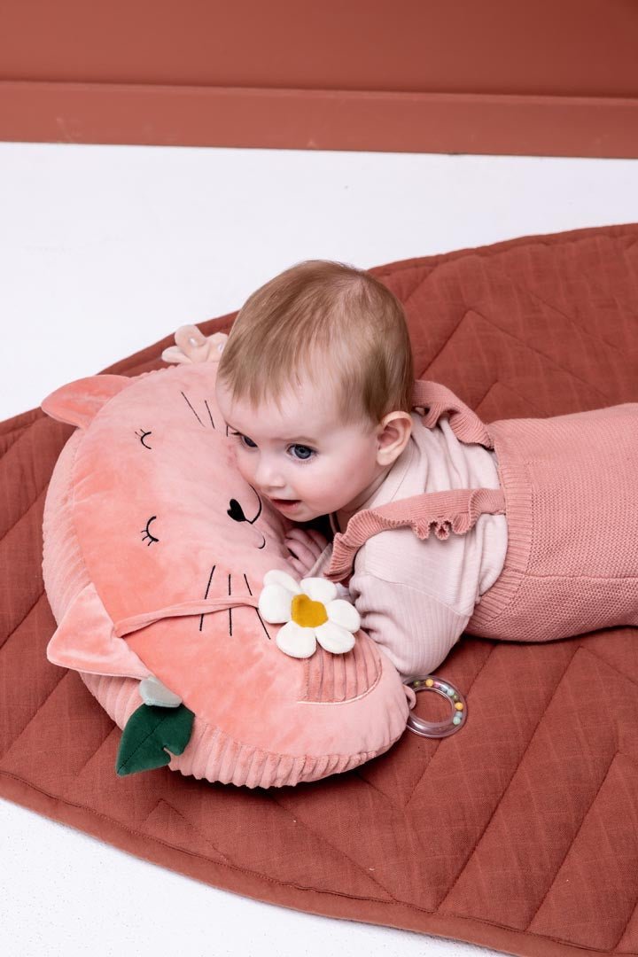 Trixie Tummy time pillow - Mrs. Cat (Min. of 2 PK, multiples of 2 PK) - MAIGHAN DISTRIBUTION CANADA