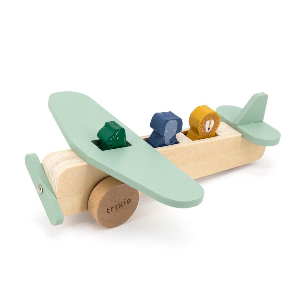 Trixie Wooden animal airplane (Min. of 2 PK, multiples of 2 PK) - MAIGHAN DISTRIBUTION CANADA