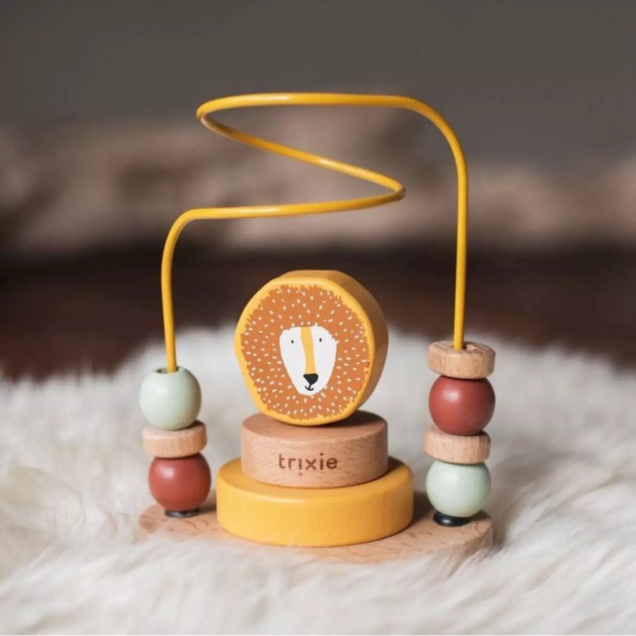 Trixie Wooden beads maze - Mr. Lion (Min. of 2 PK, multiples of 2 PK) - MAIGHAN DISTRIBUTION CANADA