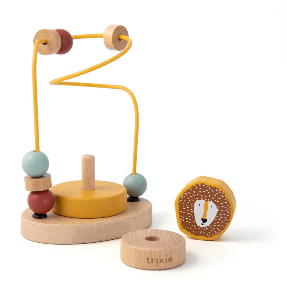 Trixie Wooden beads maze - Mr. Lion (Min. of 2 PK, multiples of 2 PK) - MAIGHAN DISTRIBUTION CANADA