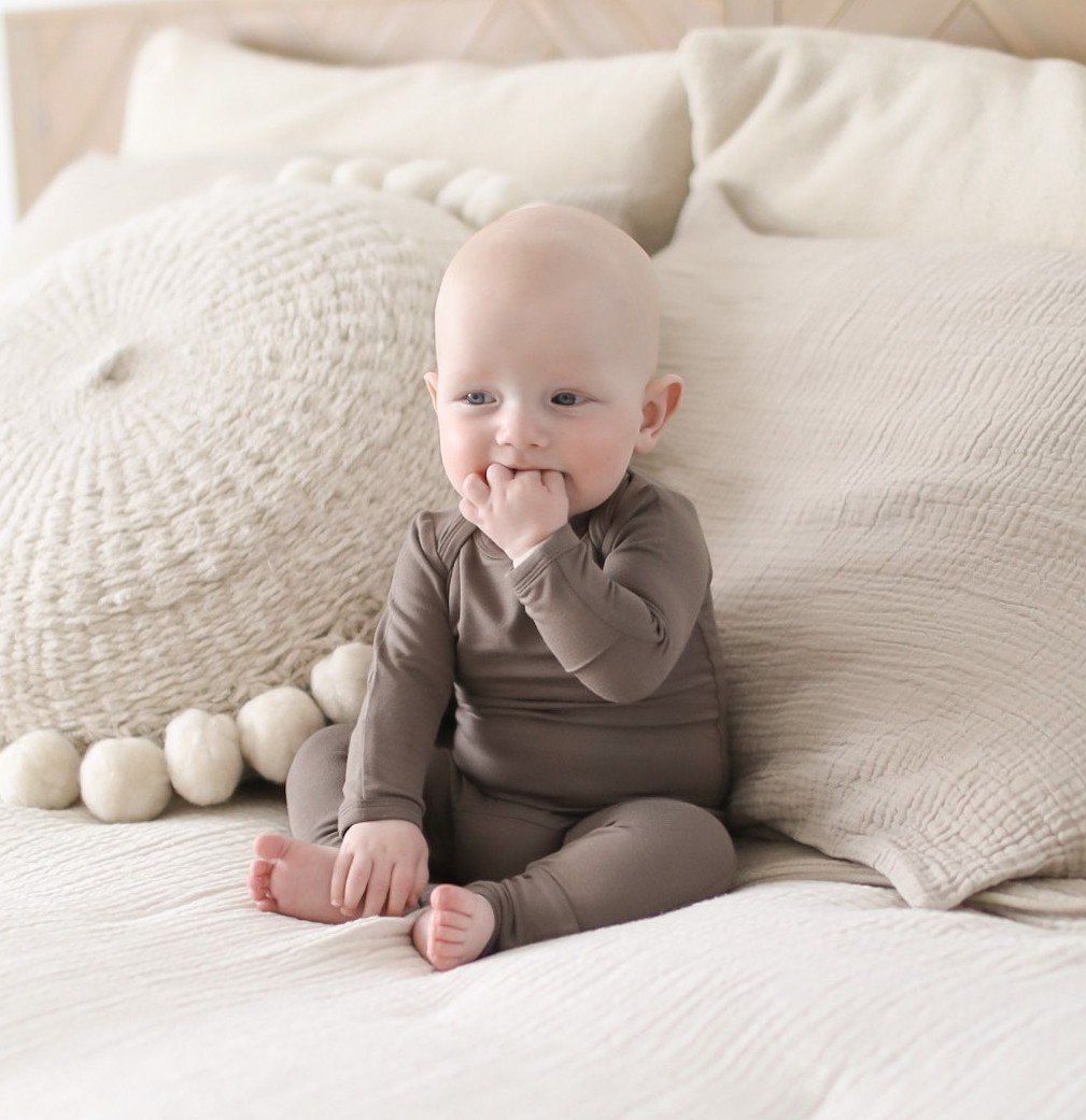 günamüna Convertible Footie Mocha (Min. of 2, multiples of 2) - MAIGHAN DISTRIBUTION CANADA