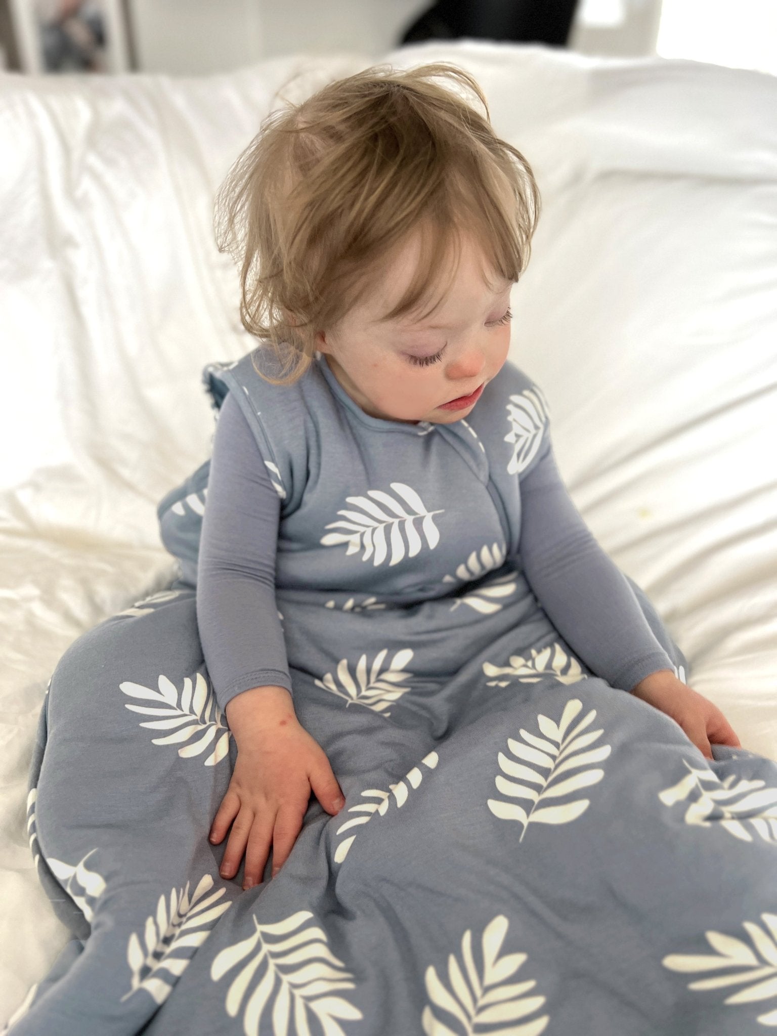 günamüna Sleep Sack Duvet Bamboo Falling Leaves 2.6 TOG (Min. of 2, multiples of 2) - MAIGHAN DISTRIBUTION CANADA