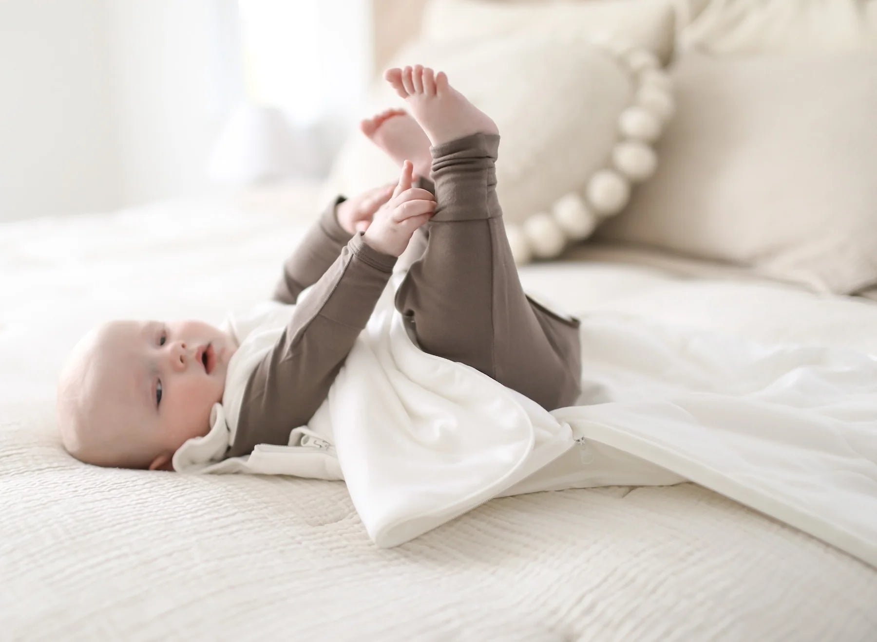 günamüna Sleep Sack Duvet Bamboo Foggy Nights 2.6 TOG (Min. of 2, multiples of 2) - MAIGHAN DISTRIBUTION CANADA