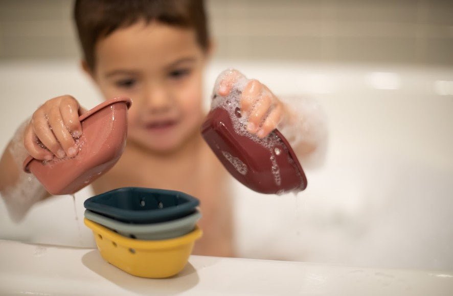 noüka Stacking Boats - Storm Set (Sold in Case of 2, Qty of 1=2 products) - MAIGHAN DISTRIBUTION CANADA