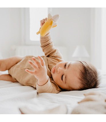 Oli & Carol Ana Banana (Min. of 2 PK, multiples of 2 PK) - MAIGHAN DISTRIBUTION CANADA