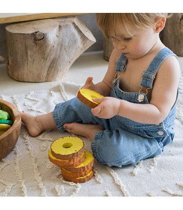 Oli & Carol Ananas The Pineapple (Min. of 2 PK, multiples of 2 PK) - MAIGHAN DISTRIBUTION CANADA