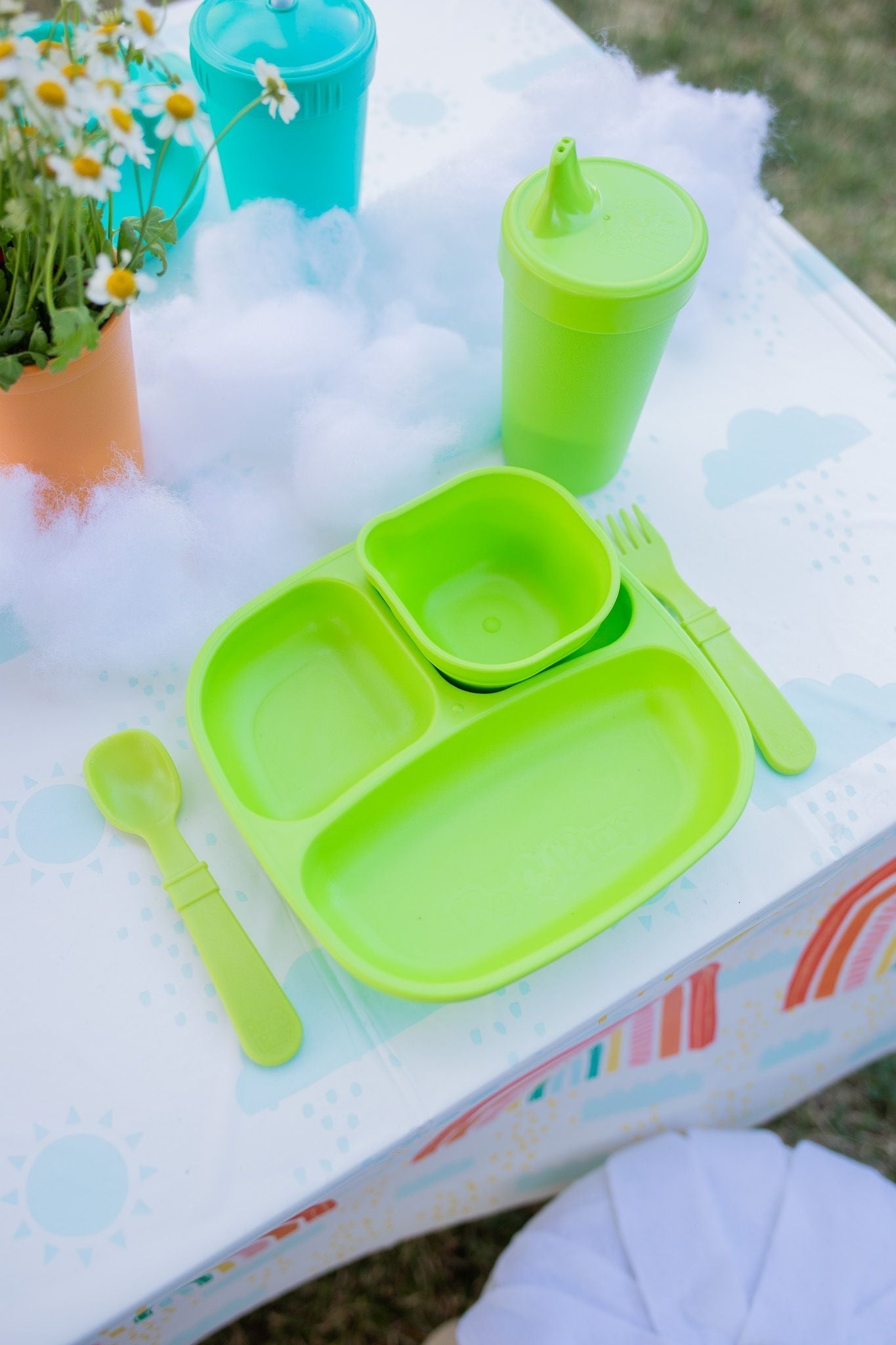 Re - Play 3 PK Packaged Divided Plates True Blue - (Aqua, Sky Blue and Navy) (Min. of 2 PK, Multiples of 2 PK) - MAIGHAN DISTRIBUTION CANADA