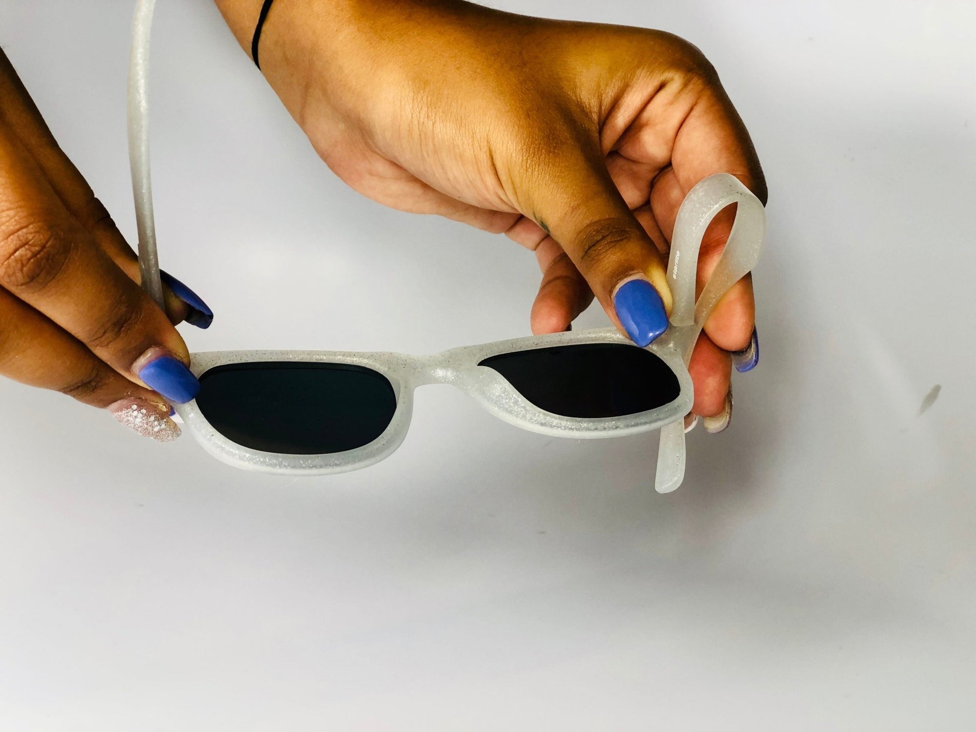 Ro Sham Bo Starlite Silver Glitter Shades (Min. of 2 Per Color/Style, multiples of 2) - MAIGHAN DISTRIBUTION CANADA