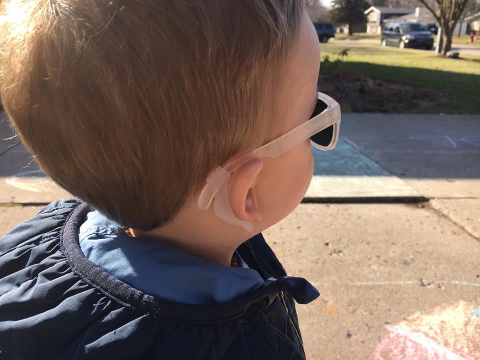 Shades Strap And Ear adjuster Kit (Min. of 6 per Color/Style, multiples of 6) - MAIGHAN DISTRIBUTION CANADA